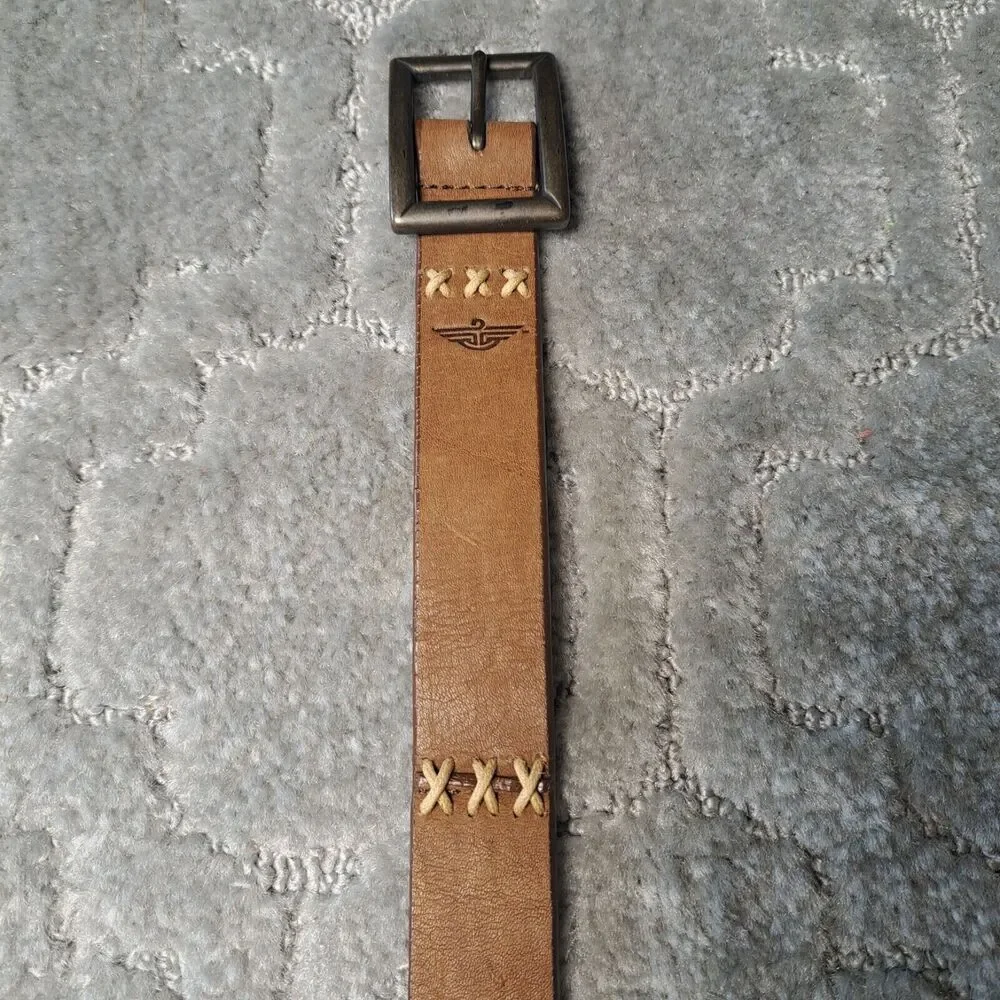 DOCKERS Brown FULL GRAIN Leather BELT MENS Size M STITCH ACCENTS 28.5-32.5 WAIST